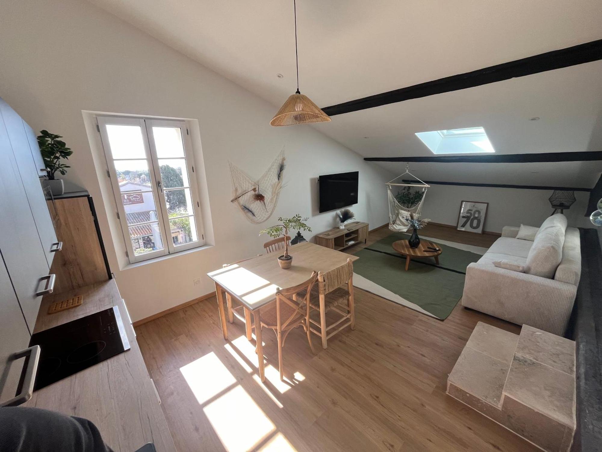 Louis Xiv, Le Somail. Apartment Ginestas Luaran gambar